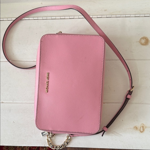 Michael Kors Blush Pink Crossbody Bag - Picture 3 of 10